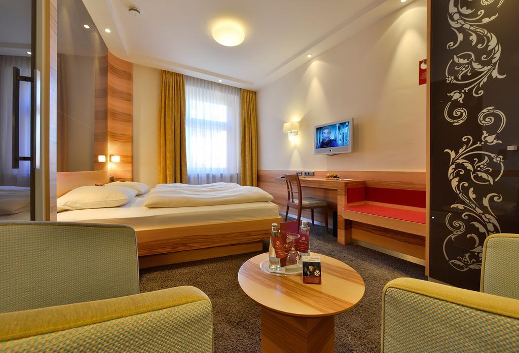Hotel Torbraeu München